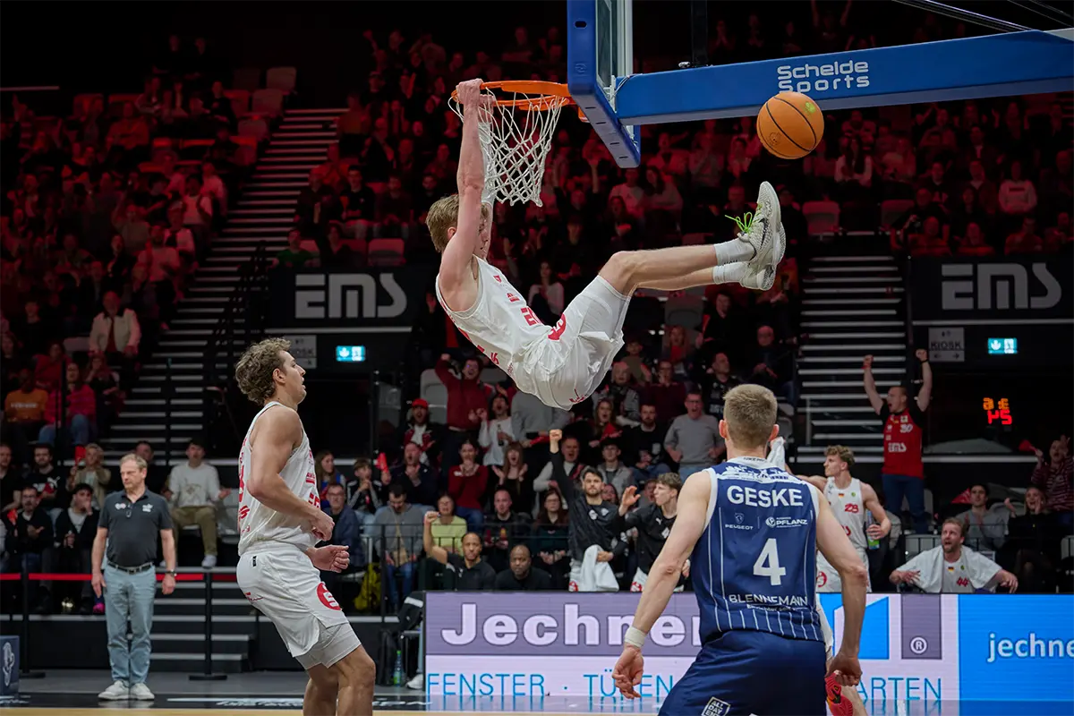 Falcons vs VfL SparkassenStars Bochum